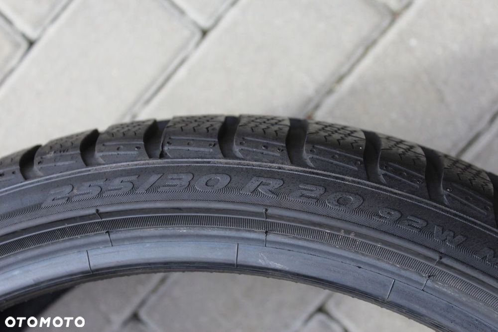 2x 255/30R20 PIRELLI WINTER SOTTOZERO 3 L 92W 18r 7mm - 4