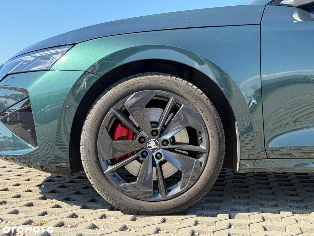 Skoda Octavia 2.0 TSI RS DSG - 25