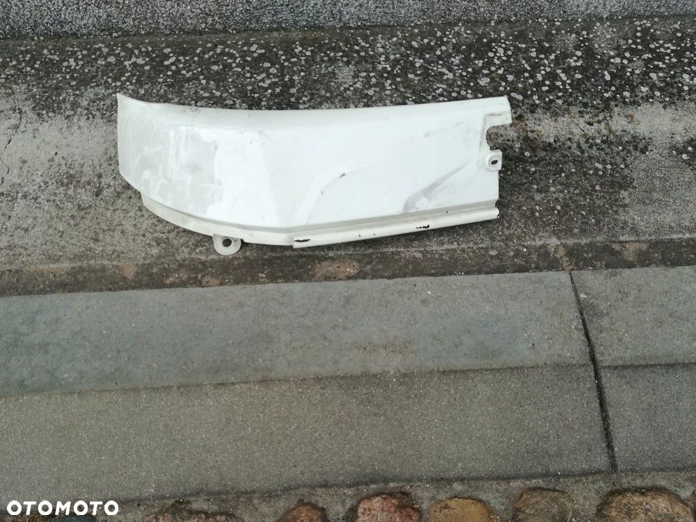 RENAULT RANGE GAMA T NAROŻNIK PANEL PODSZYBIA PRAWY 84507758 ORYGINAŁ - 1