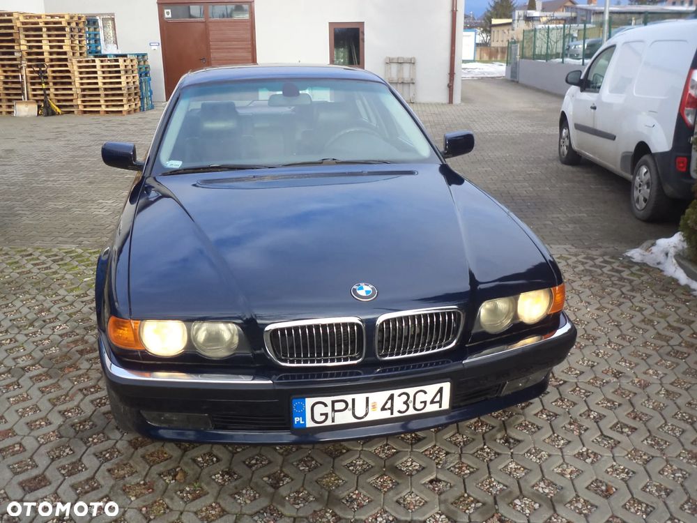 BMW Seria 7 728i L - 3