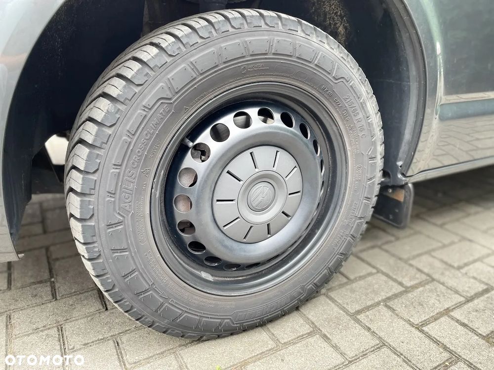 Volkswagen California - 25