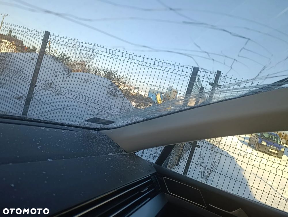 Volkswagen Passat Variant 1.8 TSI BMT Comfortline - 15