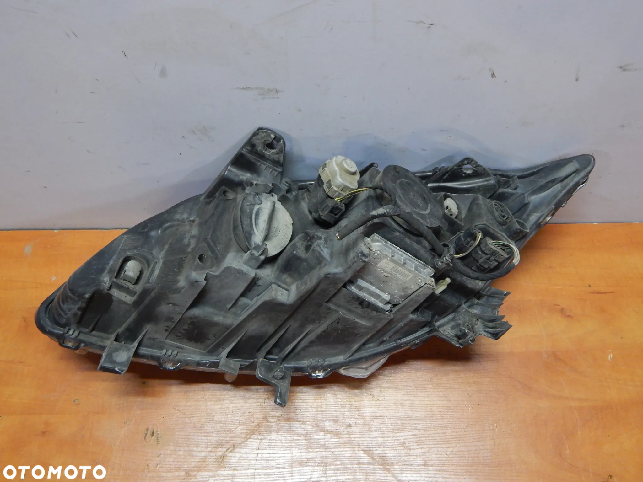 Lampa prawy przód Xenon Renault Laguna III 07-17 kompletna Łuków części - 2