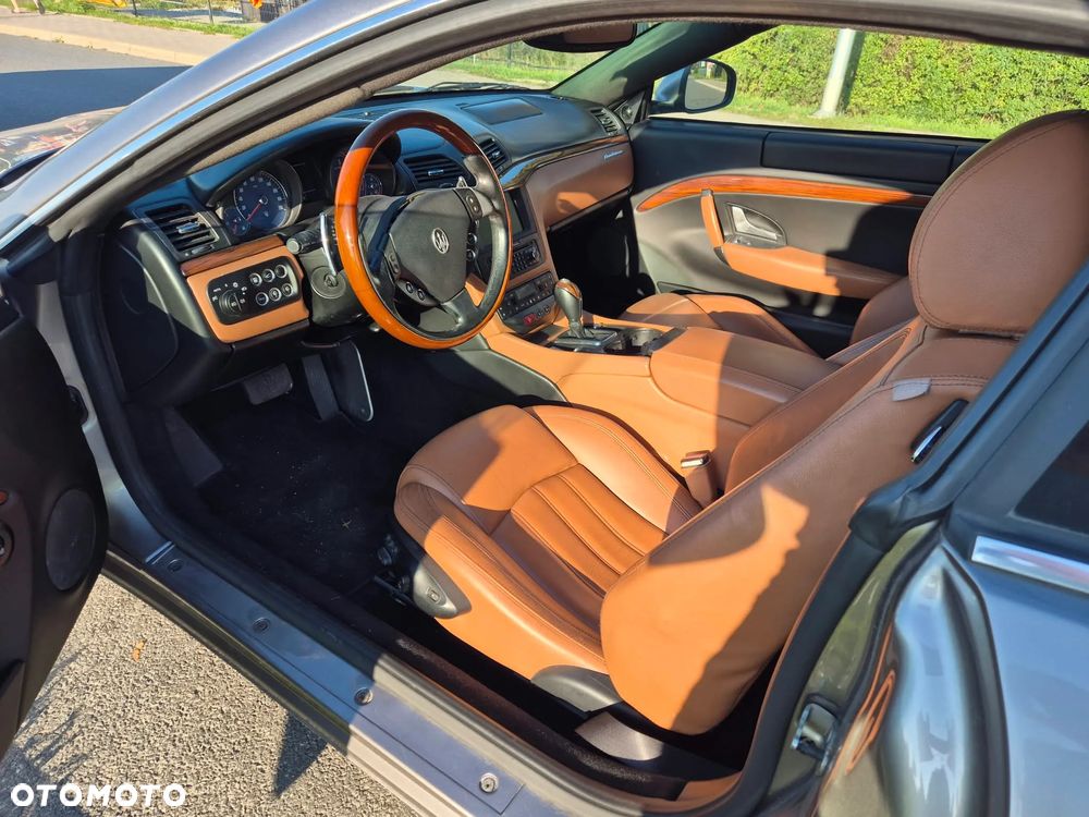 Maserati GranTurismo - 24