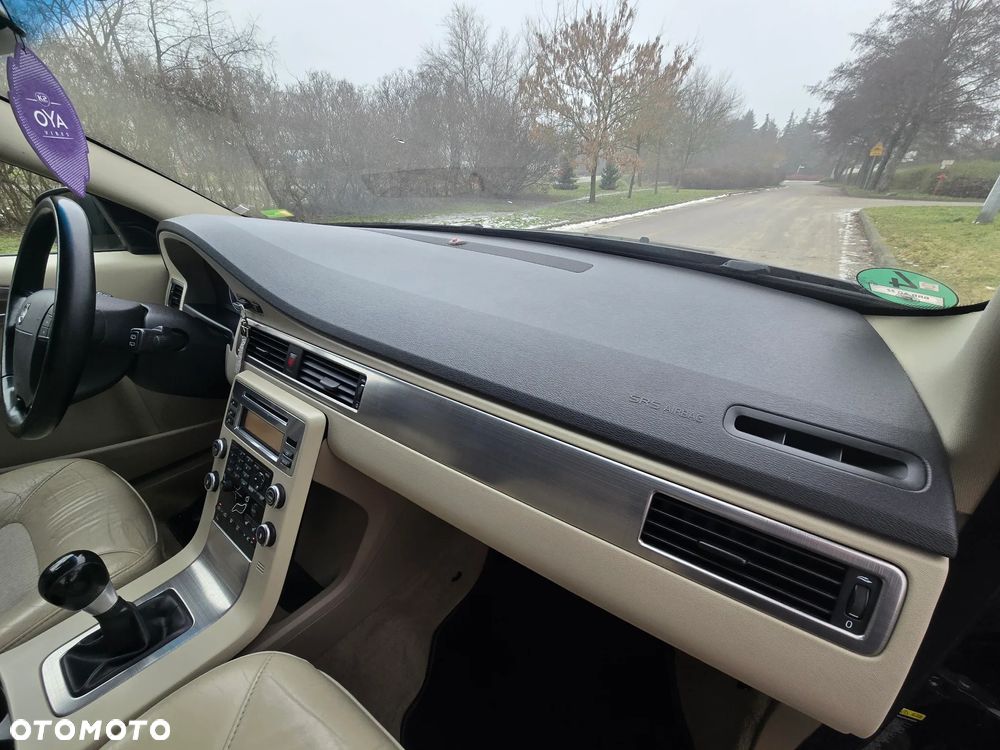 Volvo V70 2.0 - 28