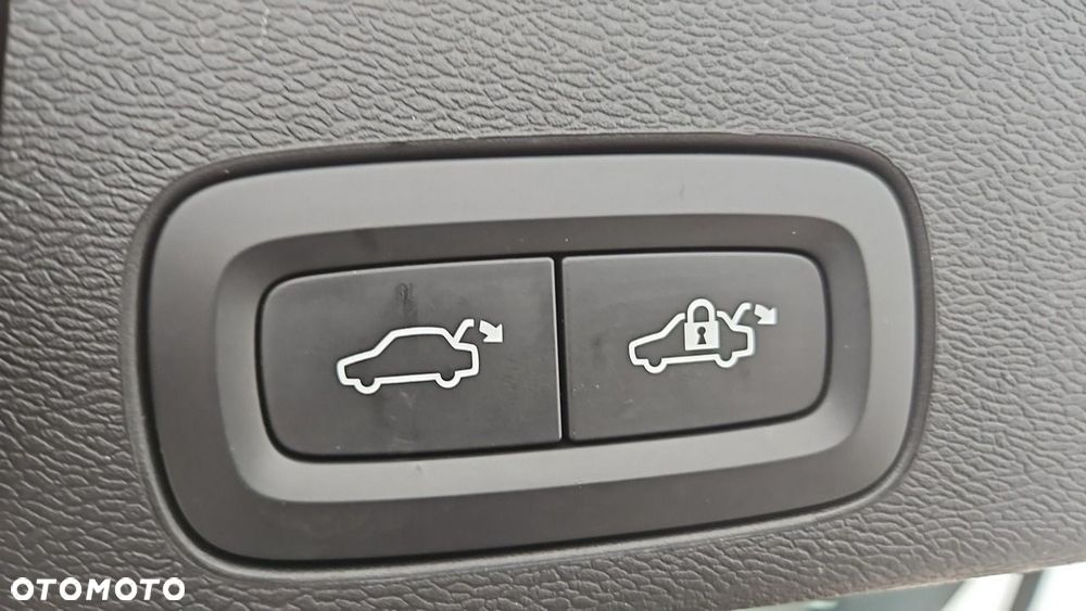 Volvo XC 60 B4 D AWD Core - 26