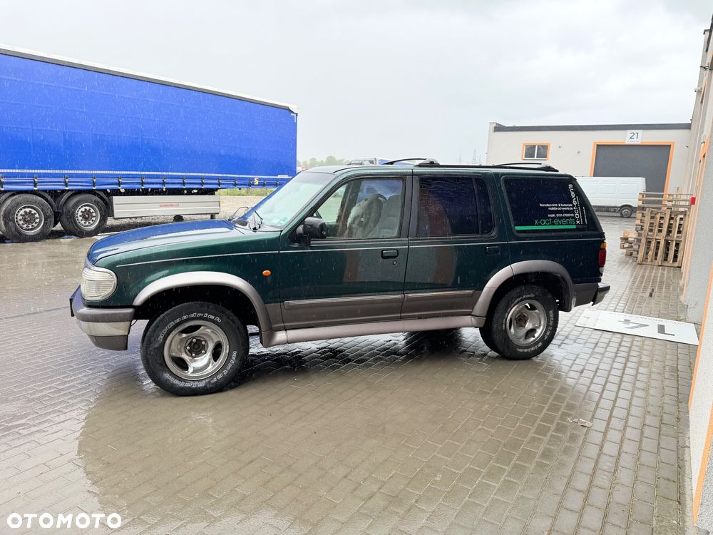 Ford Explorer Highclass - 5