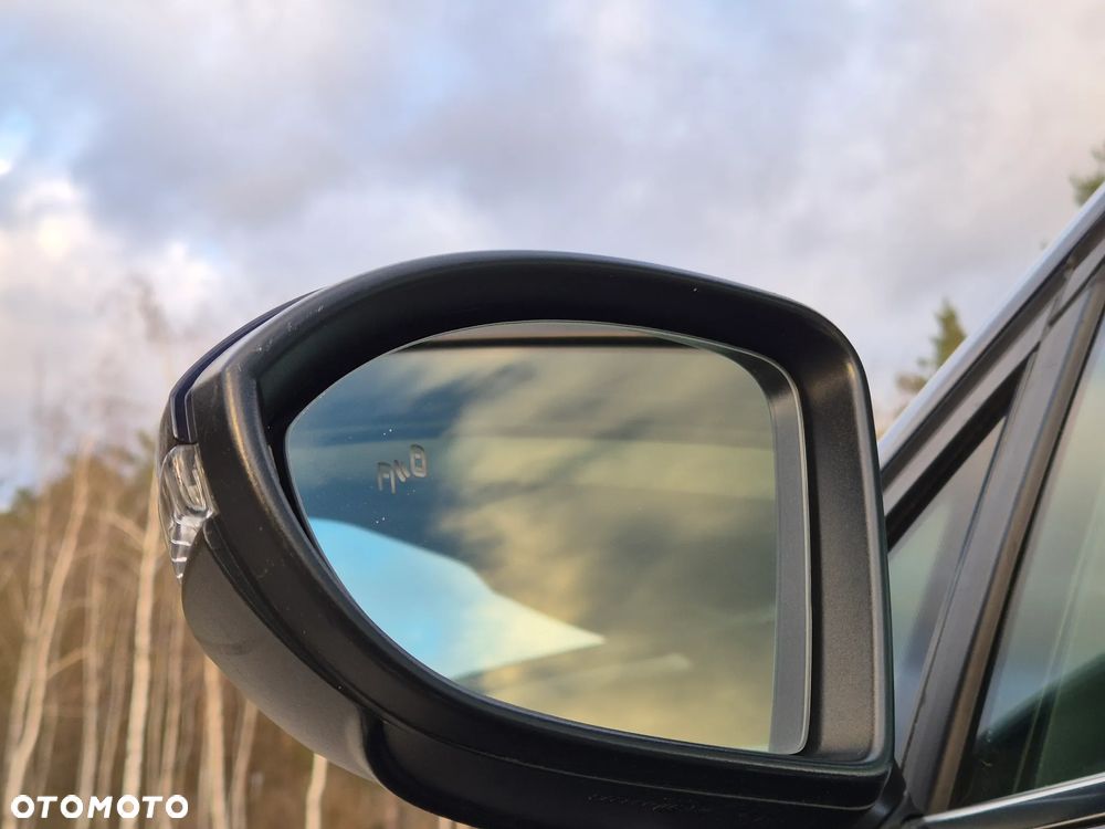 Volkswagen Golf - 29