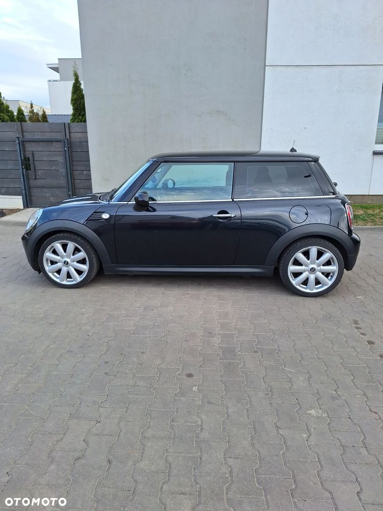 MINI ONE - 8