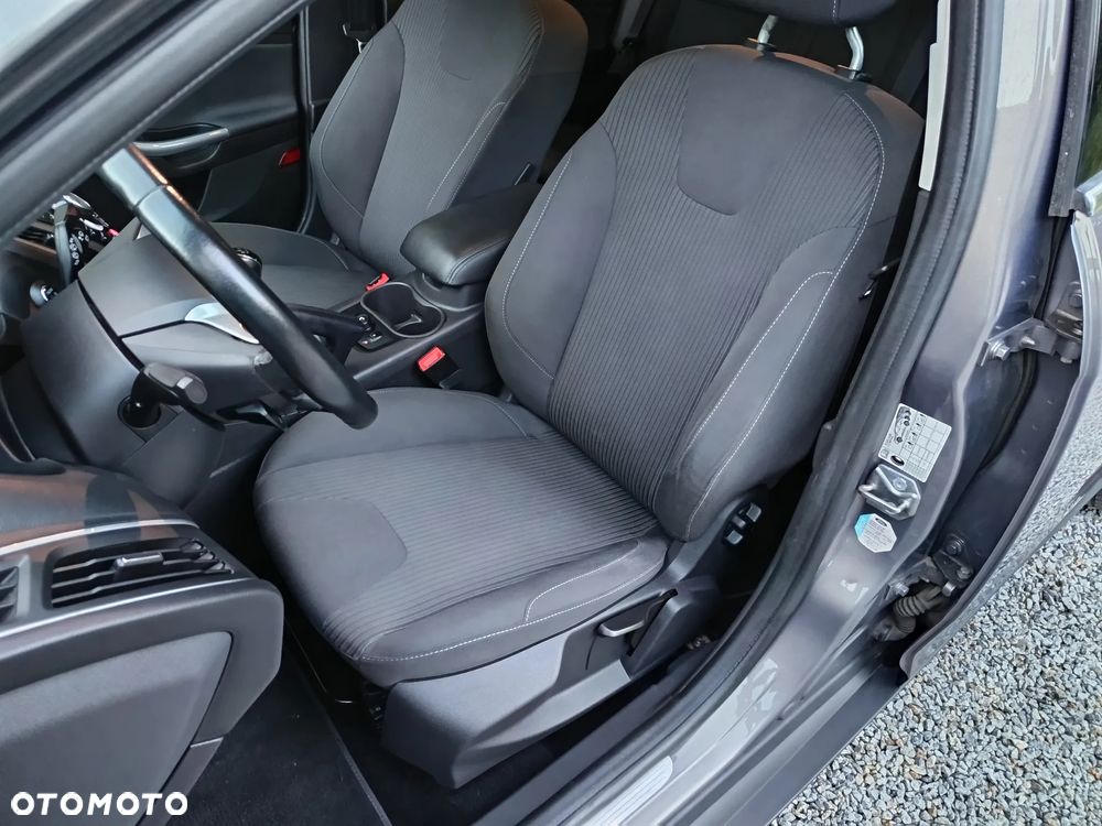 Ford Focus 1.0 EcoBoost STart-Stopp-System TITANIUM - 35
