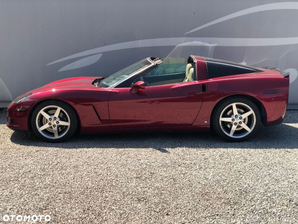 Chevrolet Corvette - 19