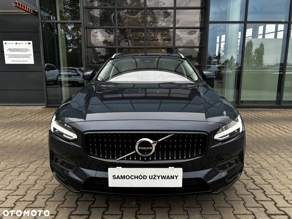 Volvo V90 Cross Country