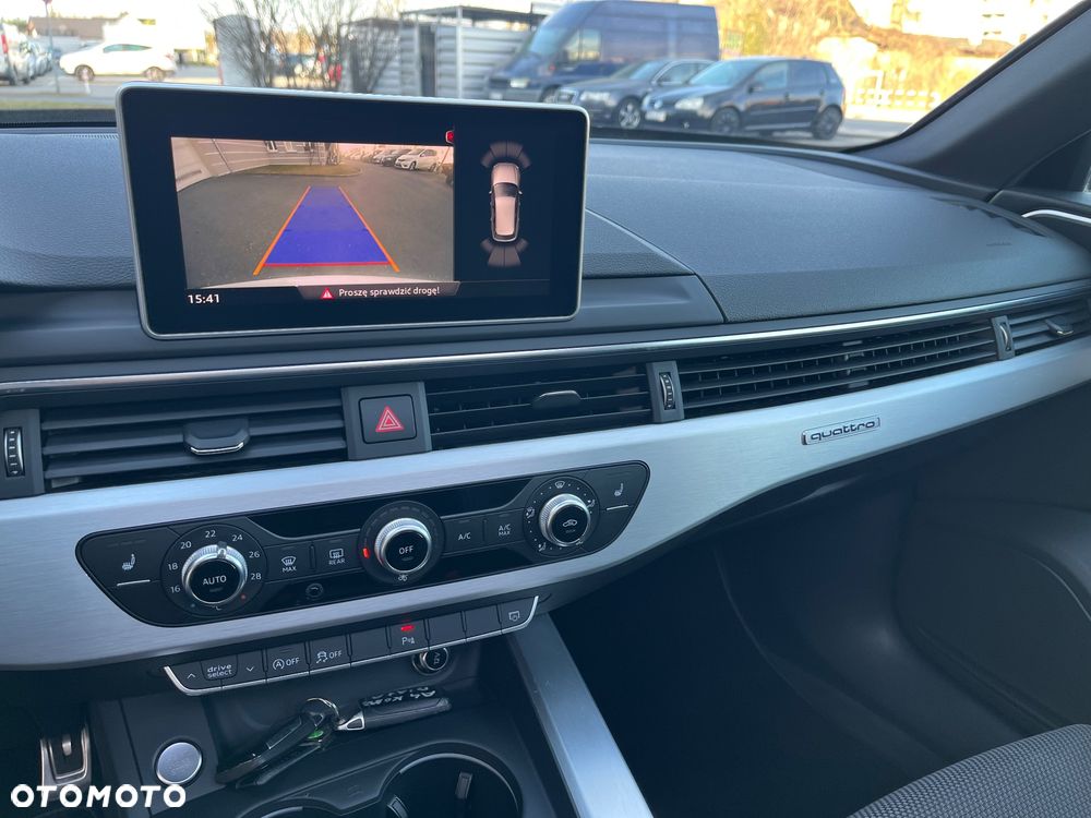 Audi A4 Avant 2.0 TDI DPF clean diesel quattro S tronic S line Sportpaket - 31