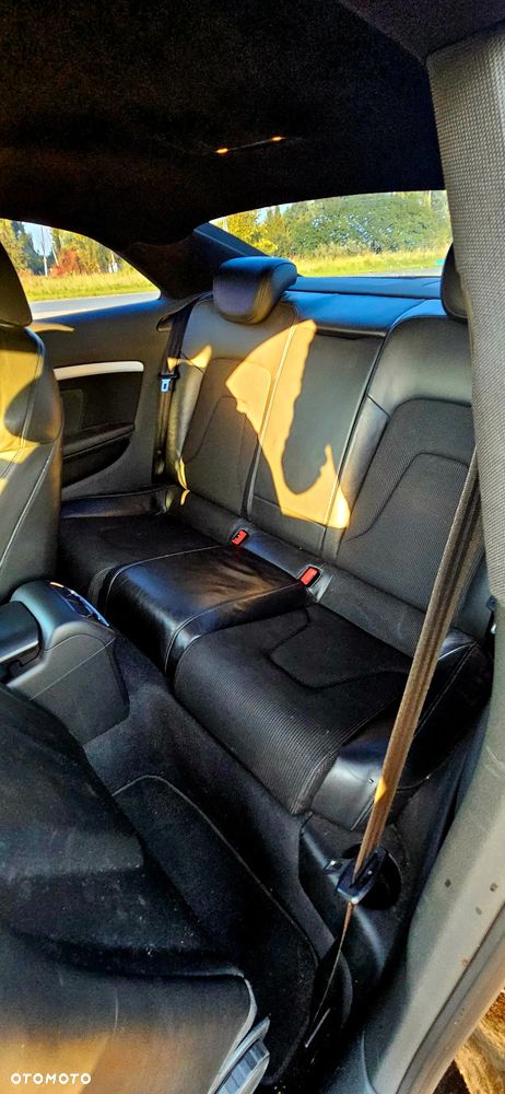 Audi A5 Coupé 3.2 FSI Quattro - 8