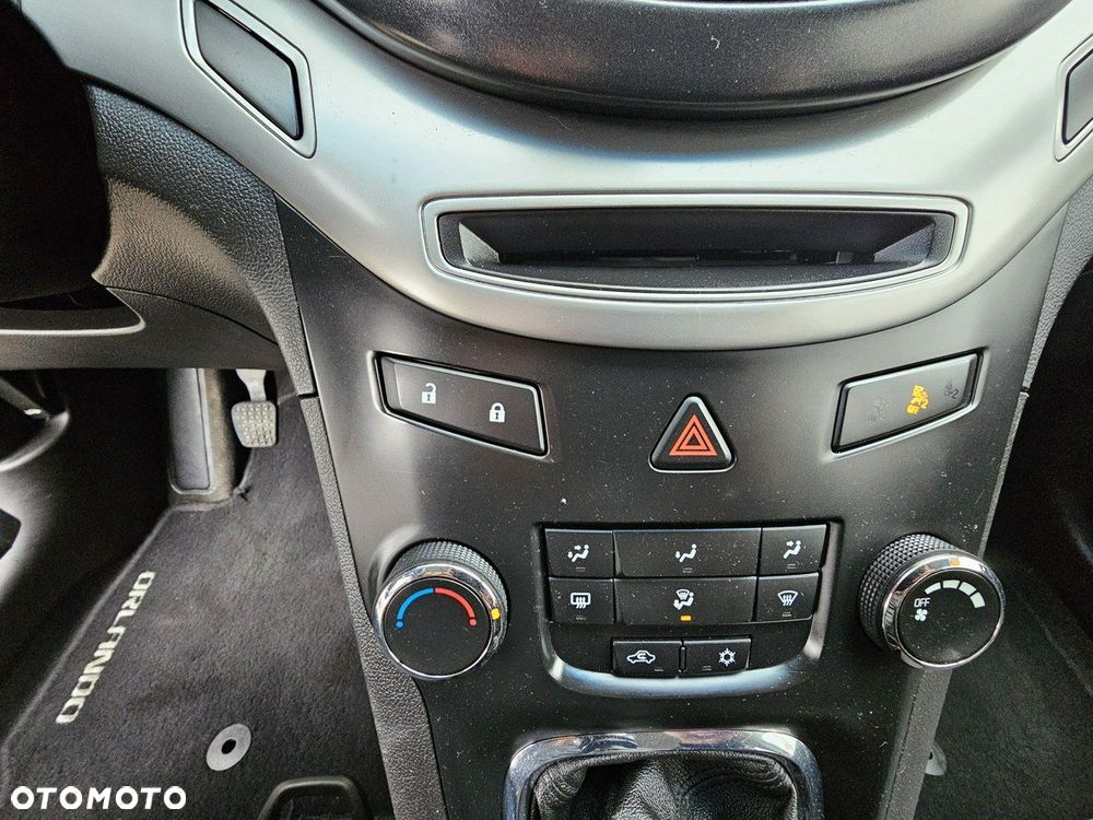 Chevrolet Orlando 1.8 LT+ - 23