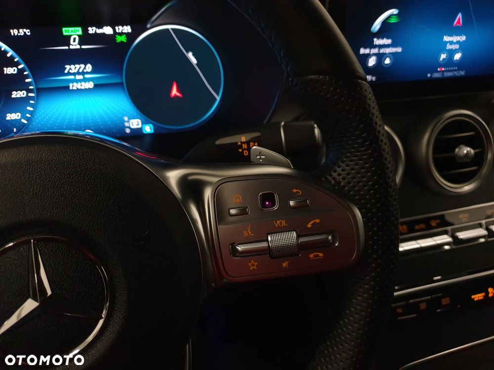 Mercedes-Benz GLC 300 de 4Matic 9G-TRONIC AMG Line Plus - 12