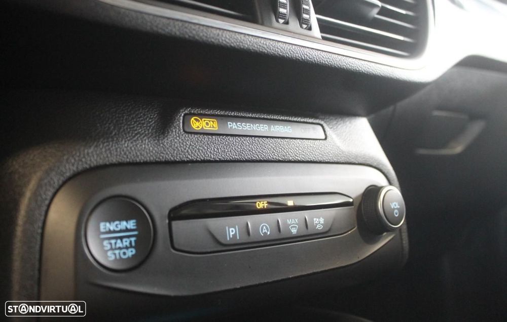 Ford Focus 1.0 EcoBoost MHEV Active X - 37