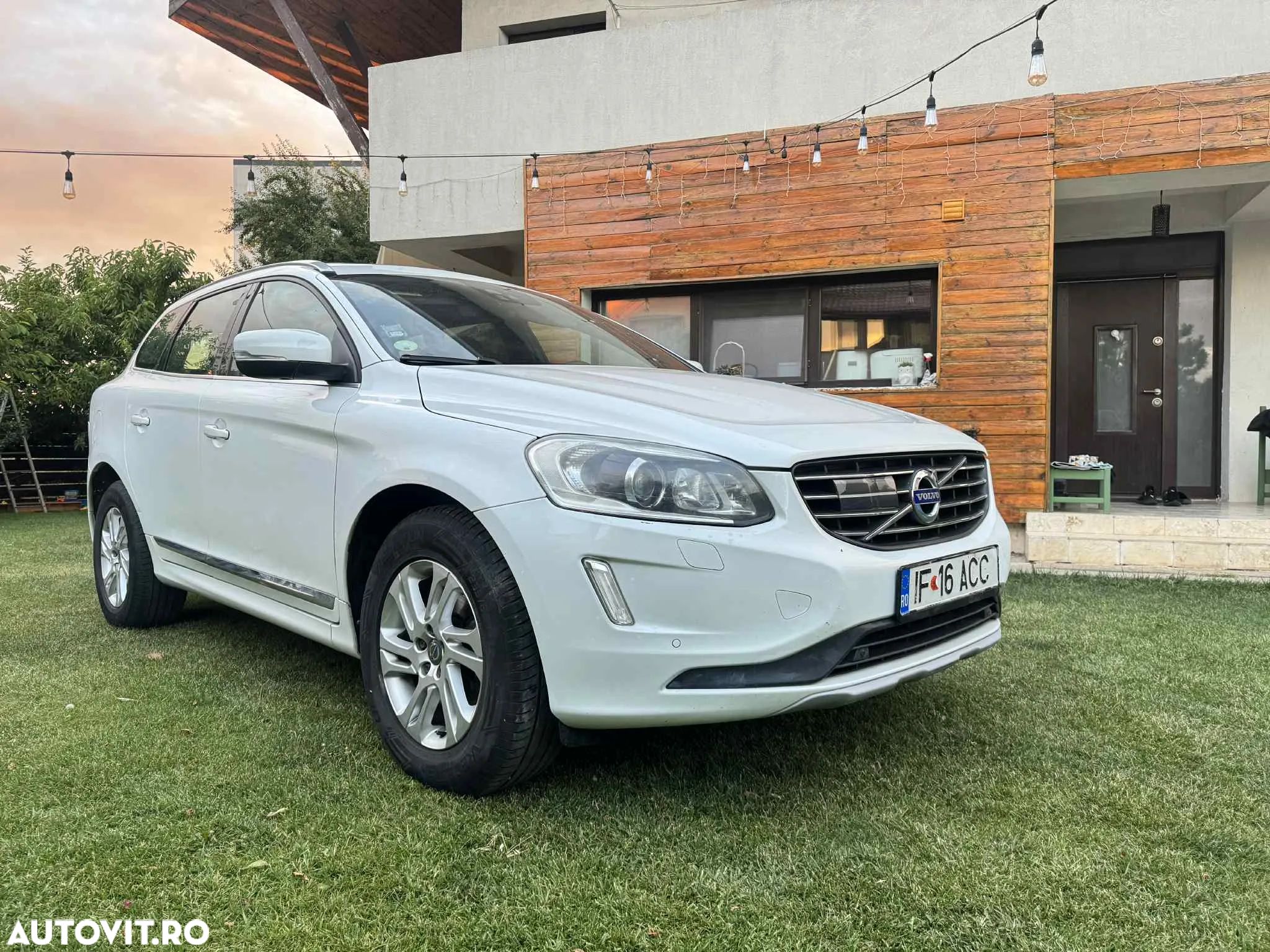 Volvo XC 60 D4AWD Kinetic - 1