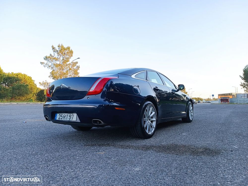 Jaguar XJ 3.0 V6 S Portfolio - 4