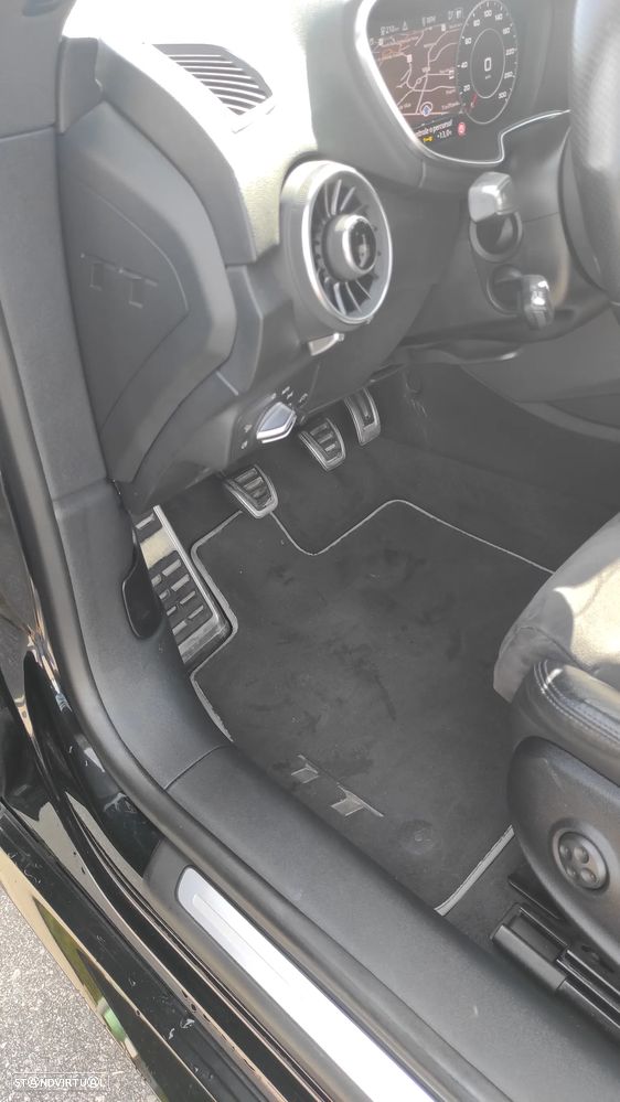 Audi TT Coupé - 11