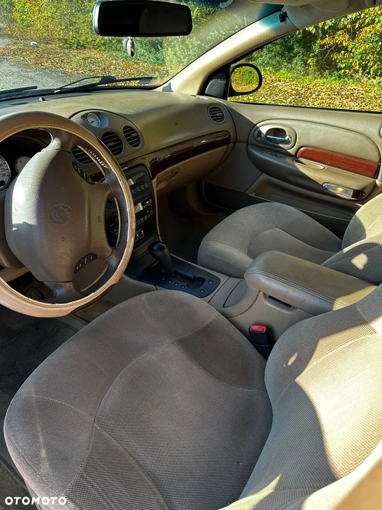 Chrysler 300M 2.7 - 8