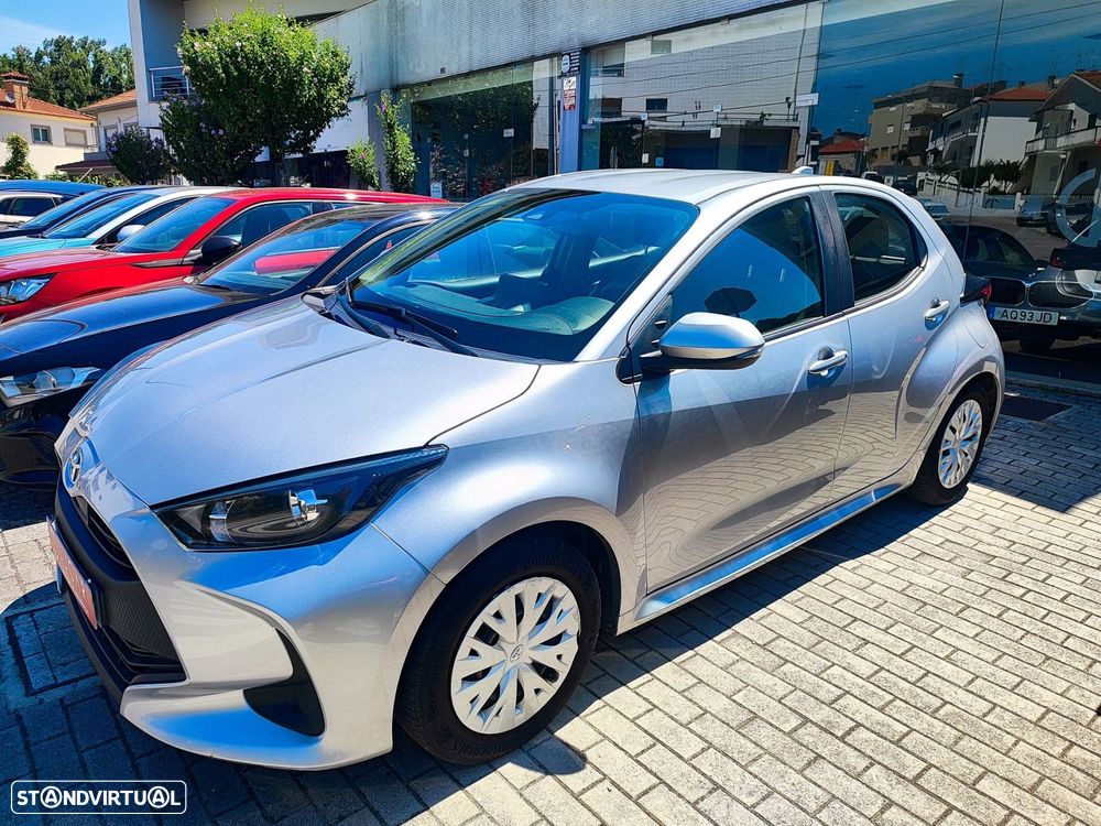 Toyota Yaris - 4