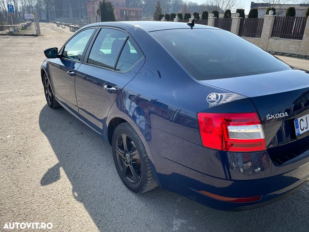 Skoda Octavia 2.0 TDI 4X4 Clever - 9