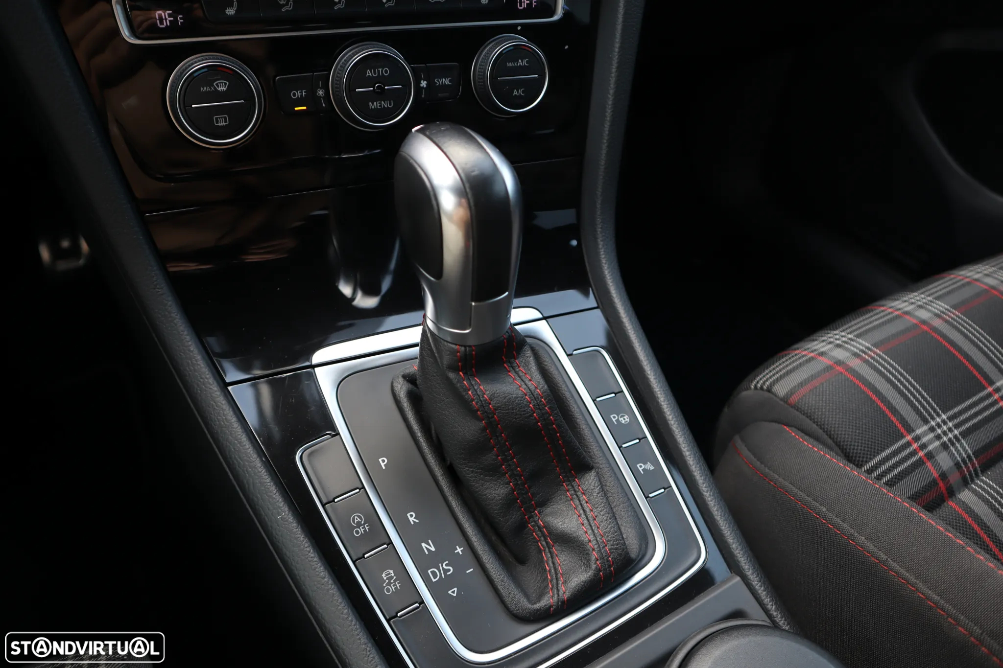 VW Golf GTI (BlueMotion ) DSG Performance - 21