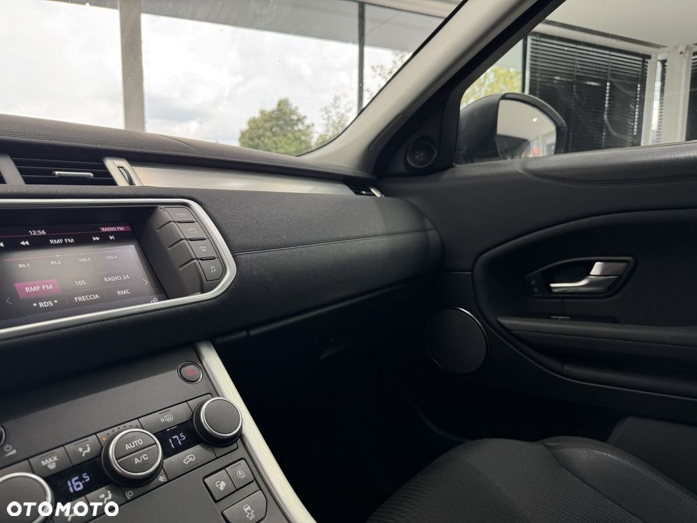 Land Rover Range Rover Evoque - 26