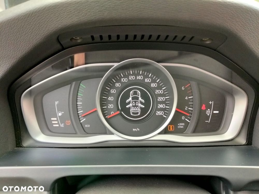 Volvo V60 - 11