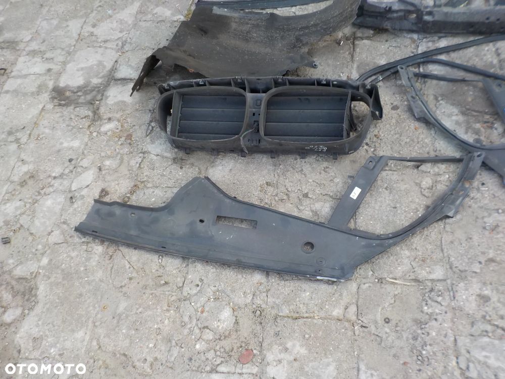 BMW SERIA 7 F01 740D 3.0 D M-PAKIET  PRZÓD MASKA ZDERZAK BŁOTNIKI PAS PRZEDNI Z CHŁODNICAMI LAMPY XENON UK PO POPRAWKACH LAKIERNICZYCH - 31