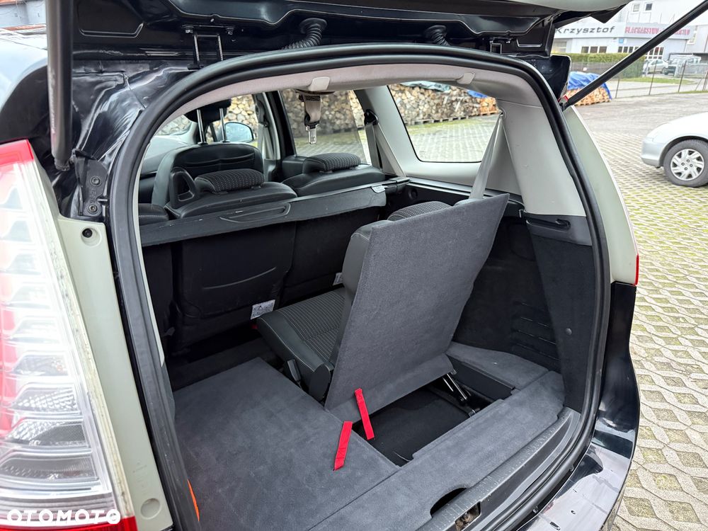 Renault Scenic Energy dCi 130 Start & Stop Bose Edition - 23