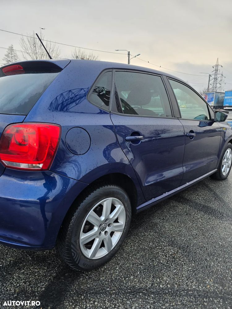 Volkswagen Polo 1.6 TDI DPF Highline BlueMotion Technology - 8