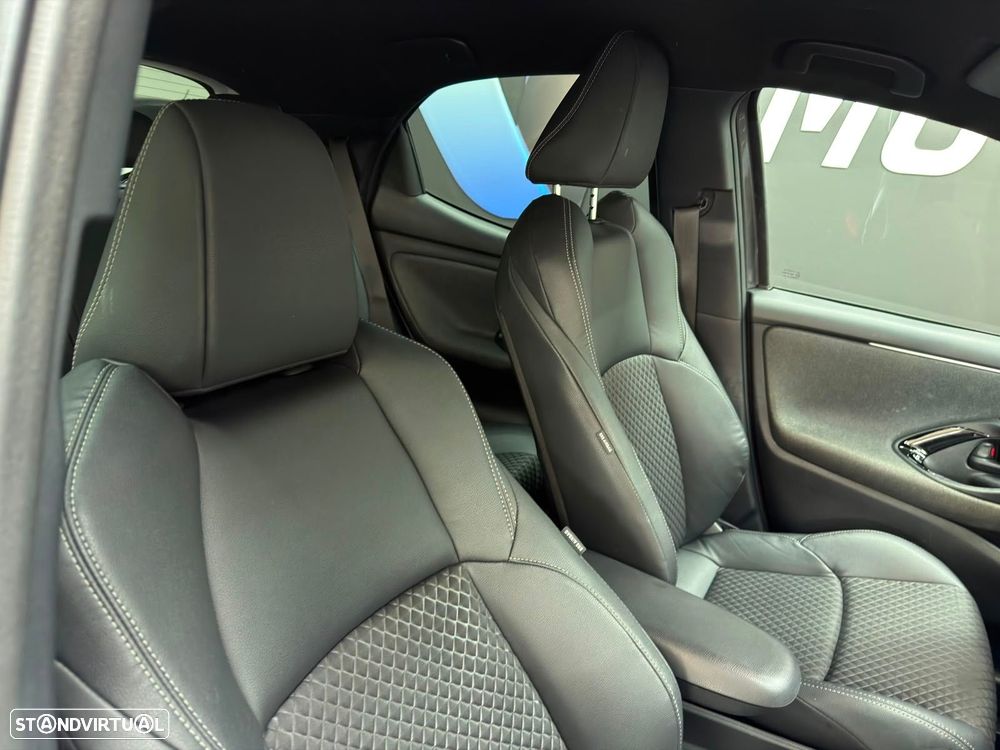 Toyota Yaris 1.5 HDF GR Sport - 19