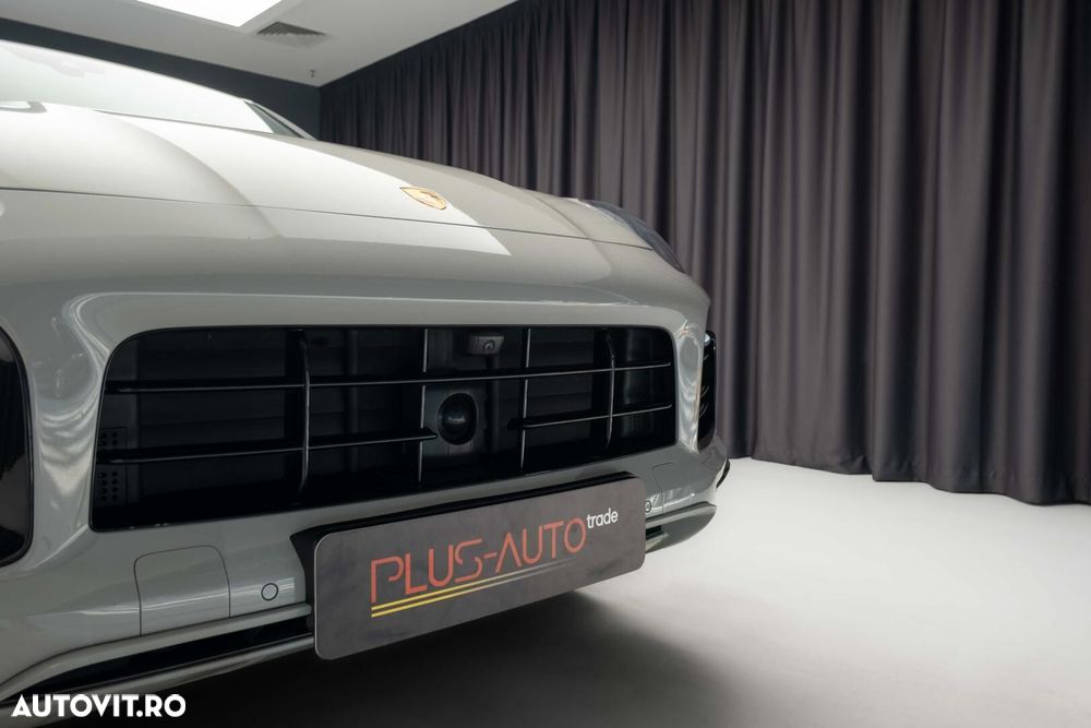 Porsche Cayenne Coupe - 5