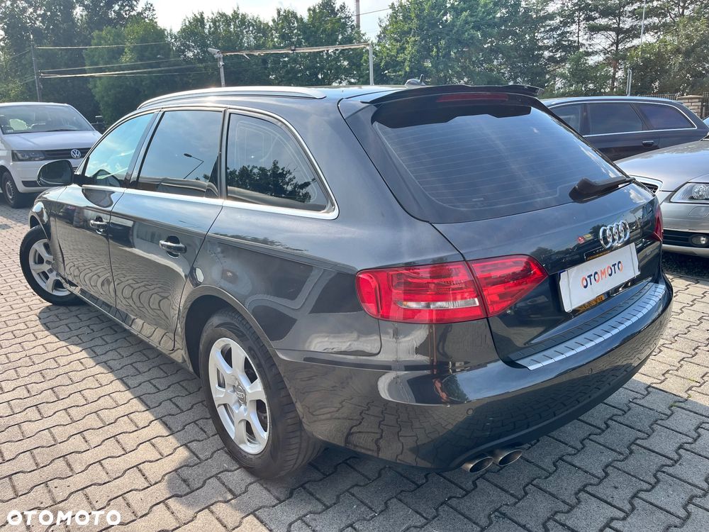 Audi A4 Avant 2.0 TDI DPF Attraction - 4