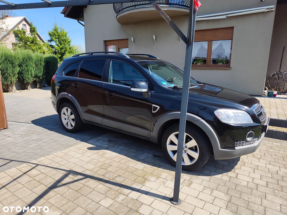 Chevrolet Captiva 2.0 d LT medium - 5