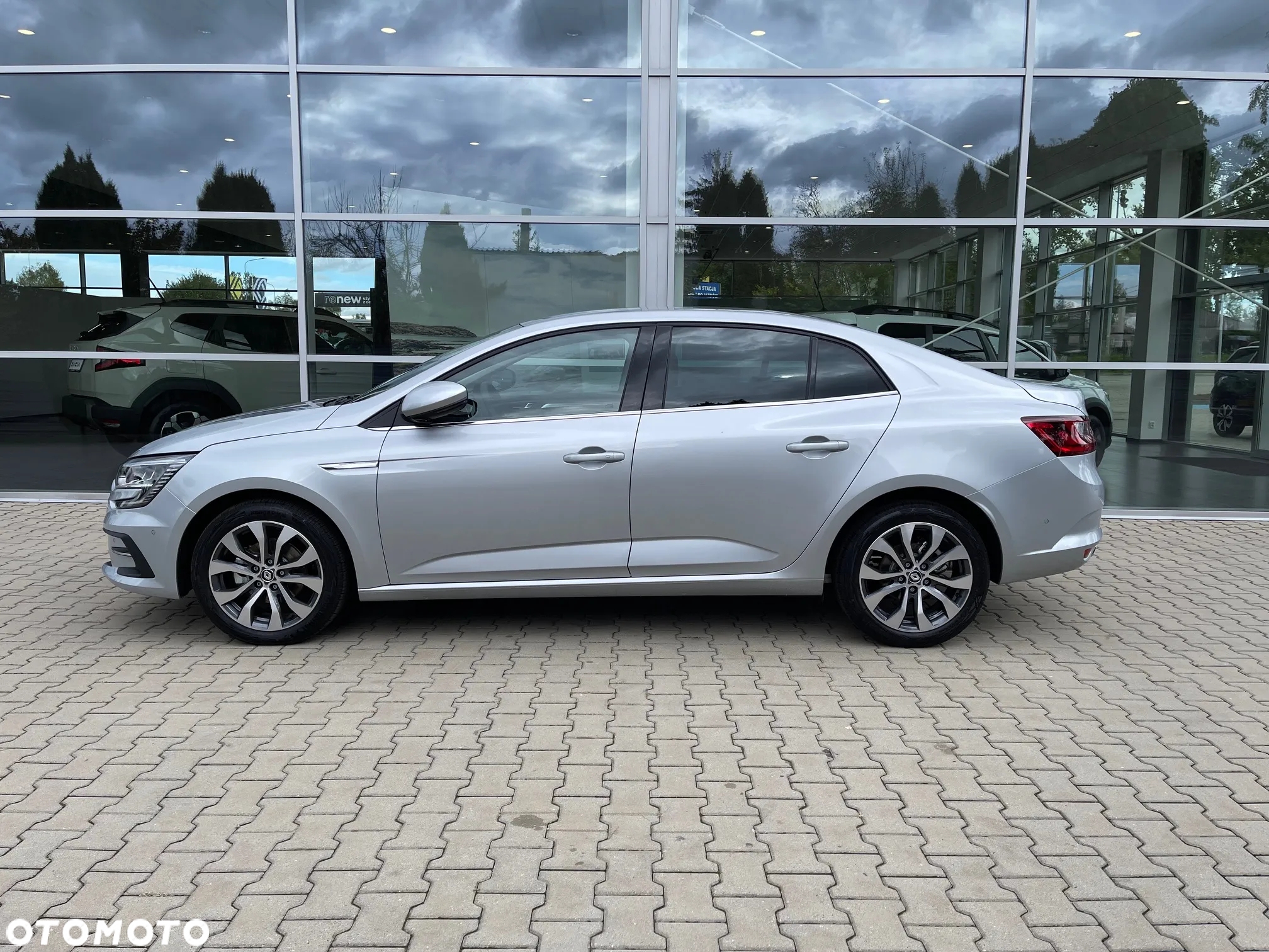 Renault Megane 1.3 TCe FAP Techno - 11
