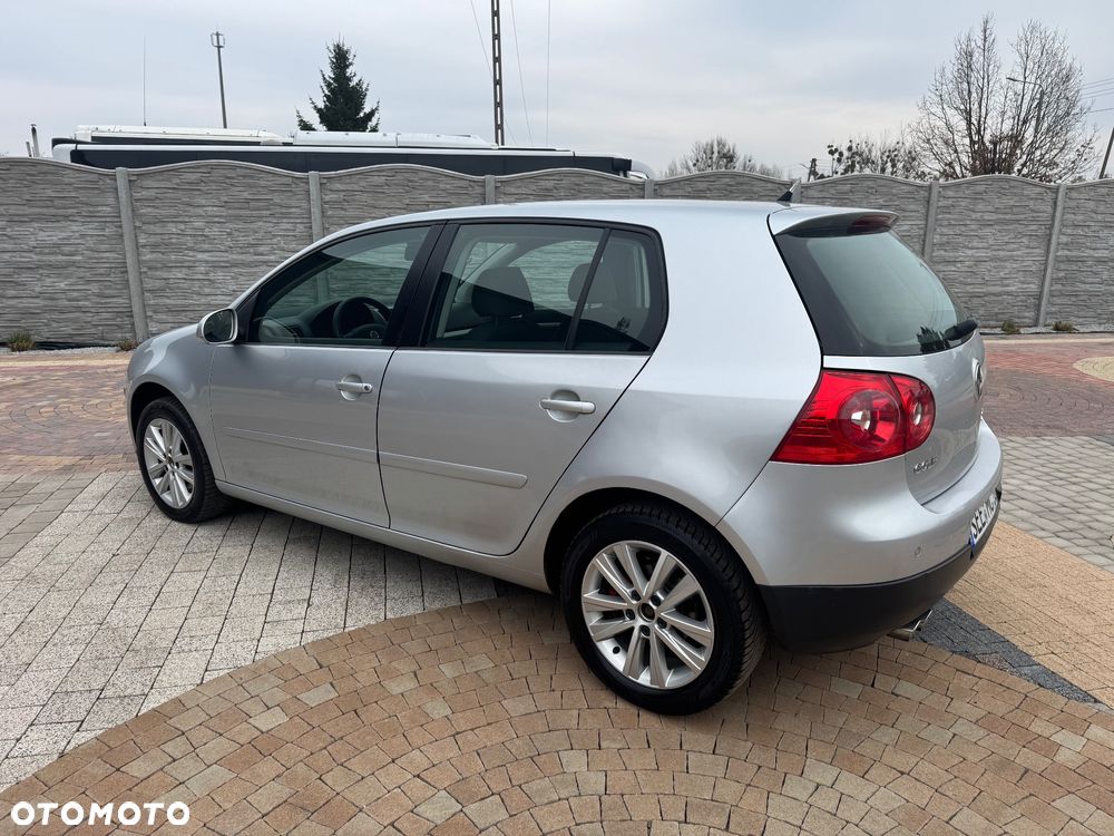 Volkswagen Golf 2.0 FSI 4Motion Comfortline - 11