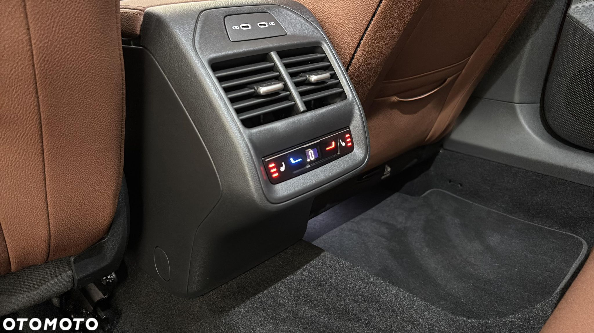 Skoda Superb 2.0 TDI SCR L&K DSG - 20