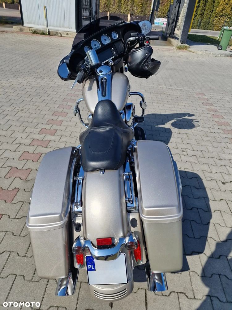 Harley-Davidson Touring Street Glide - 6