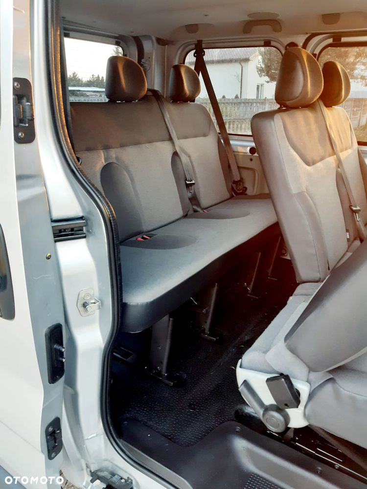 Renault Trafic L1H1 Passenger Lux - 22