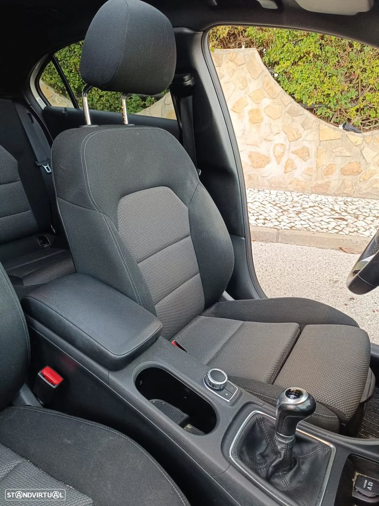 Mercedes-Benz A 180 d - 13