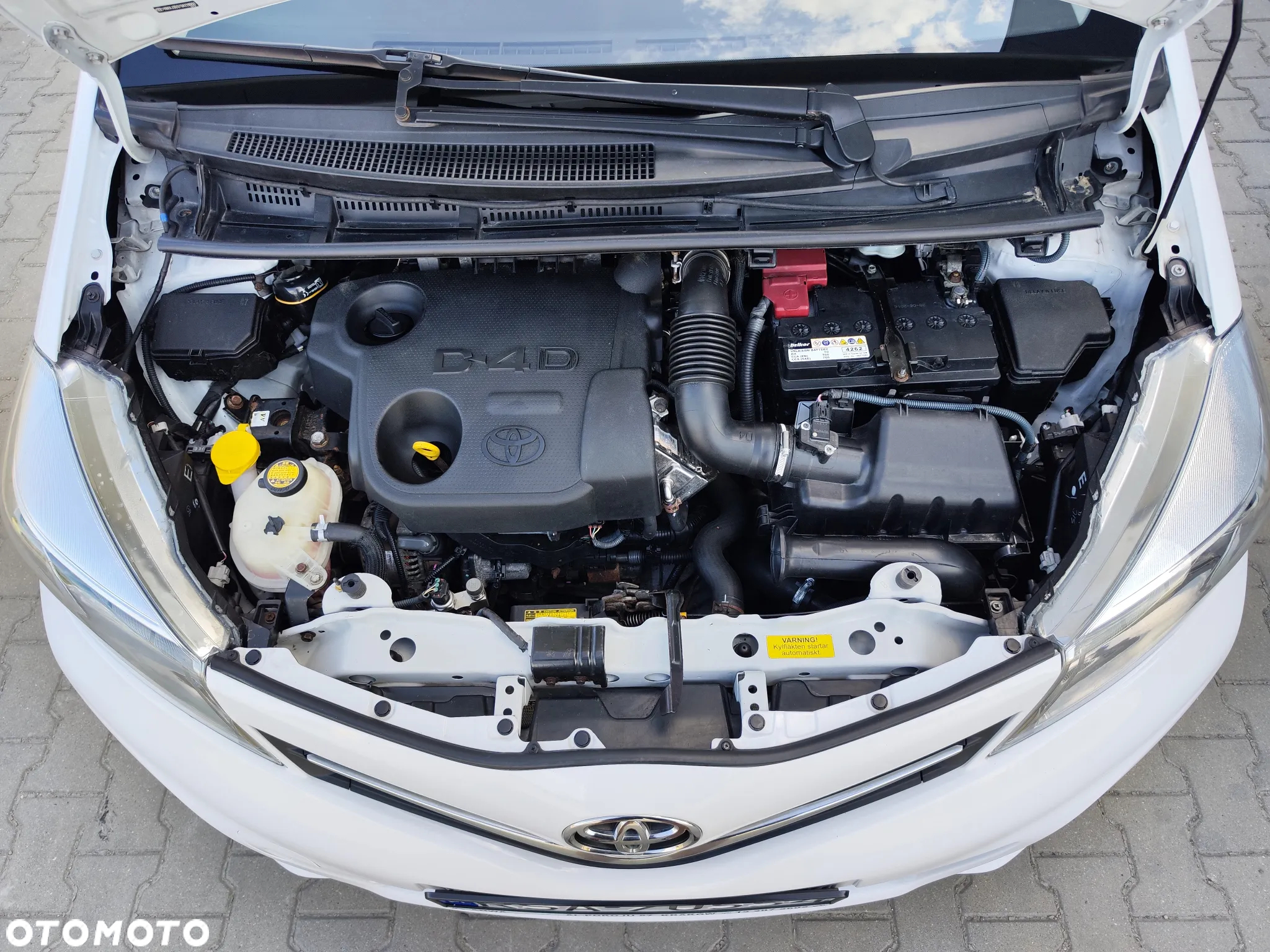 Toyota Yaris - 11