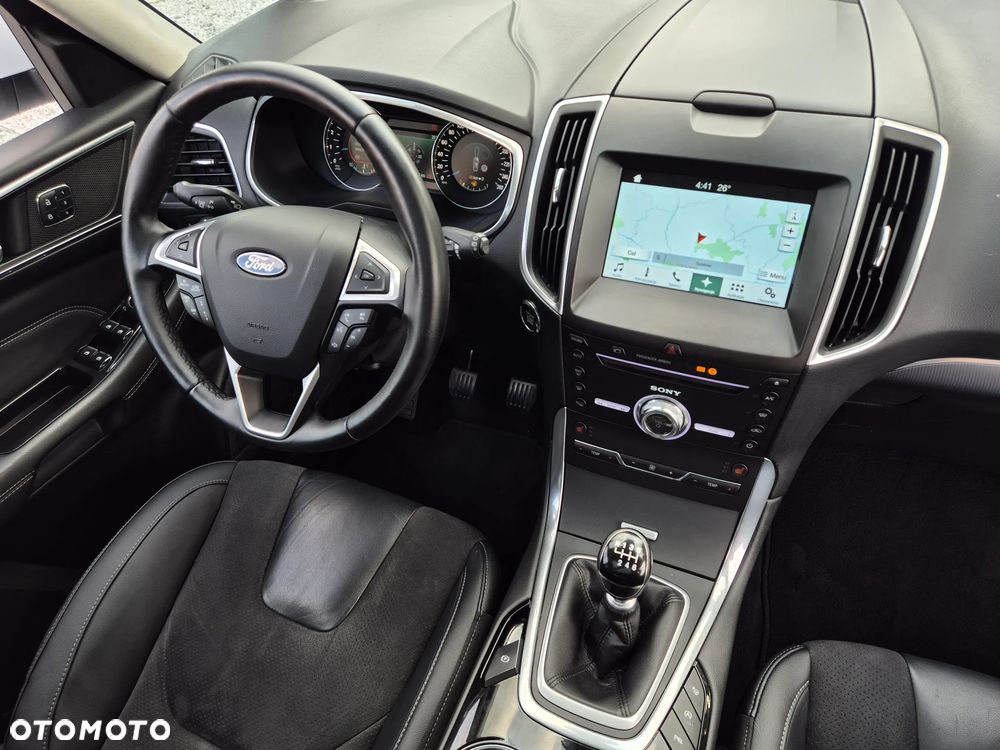 Ford S-Max 2.0 TDCi Titanium - 22