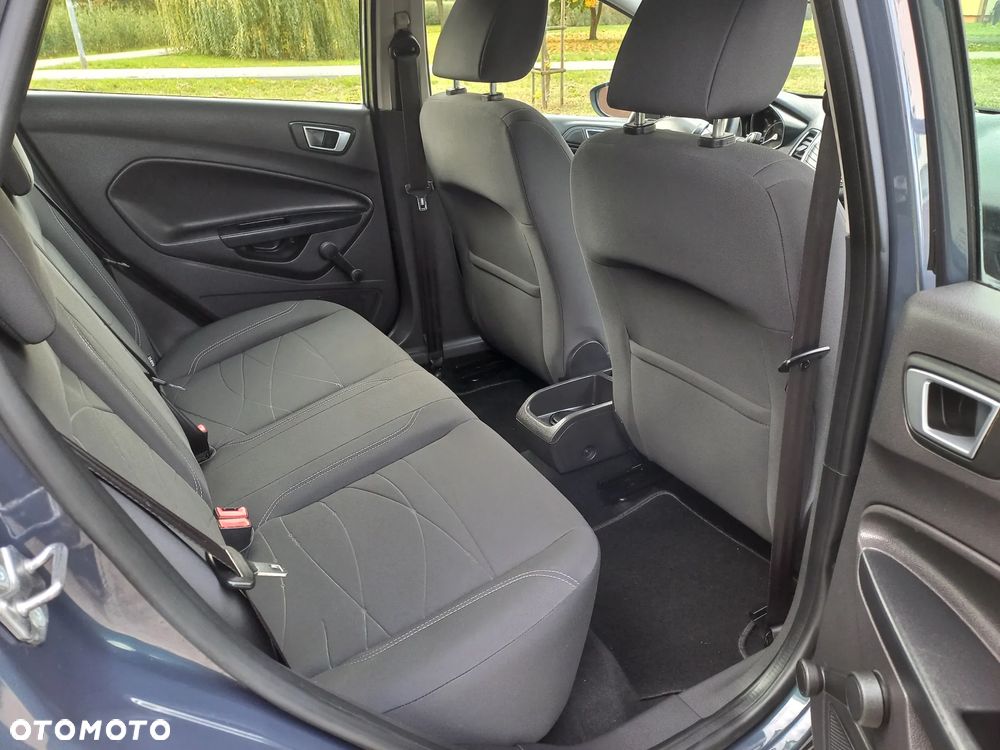 Ford Fiesta 1.25 Celebration - 11