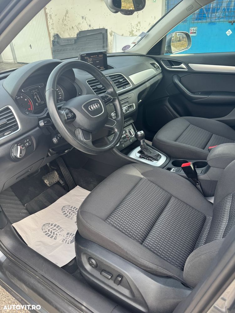 Audi Q3 1.4 TFSI Stronic Design - 5