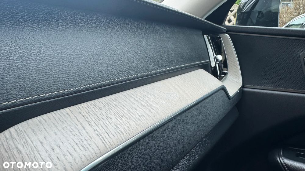 Volvo XC 60 D4 Geartronic Inscription - 32