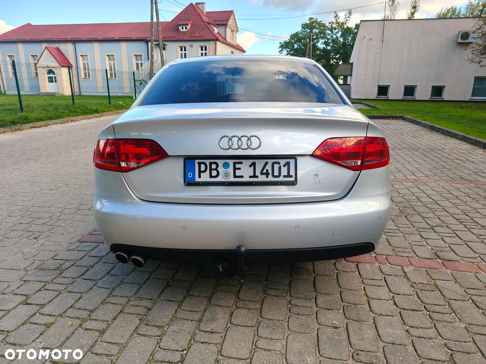 Audi A4 Limousine - 31