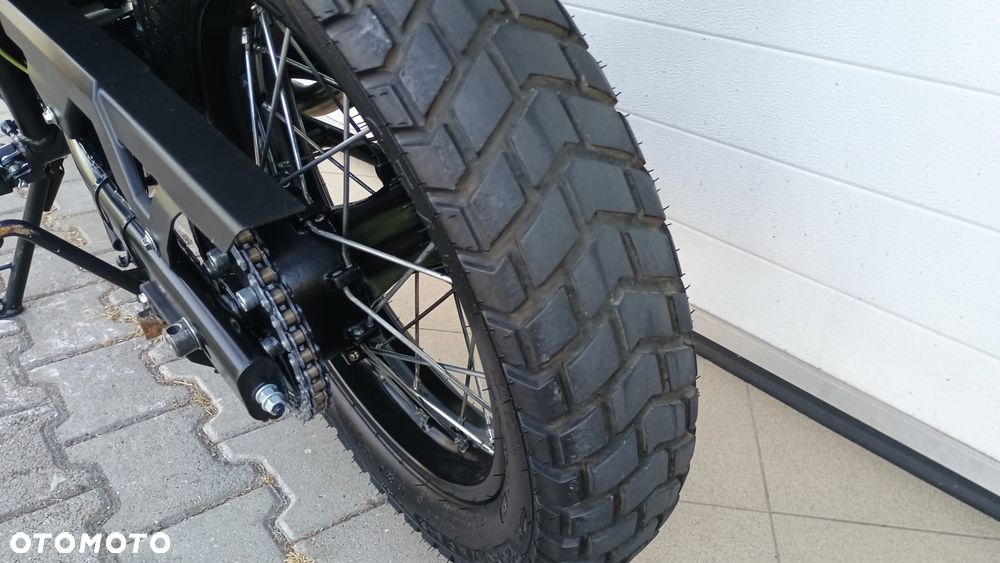 Royal Enfield Himalayan - 22